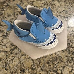 Toddler shark vans shoes